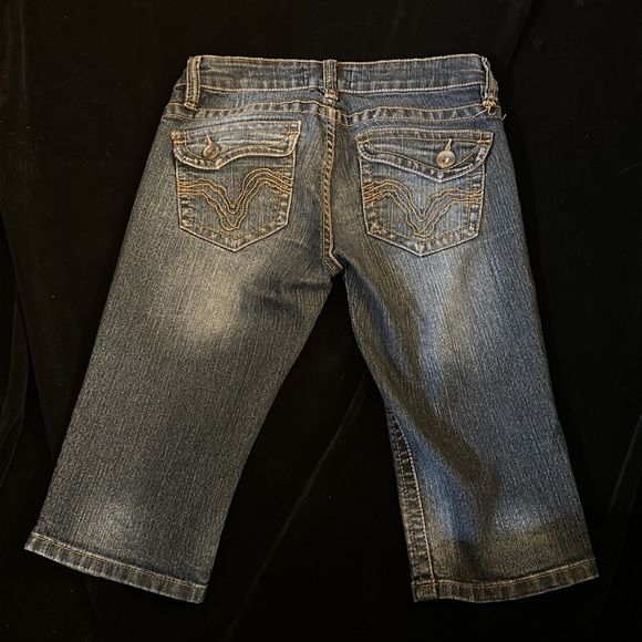 Chinese Laundry long jean shorts - Picture 3 of 5